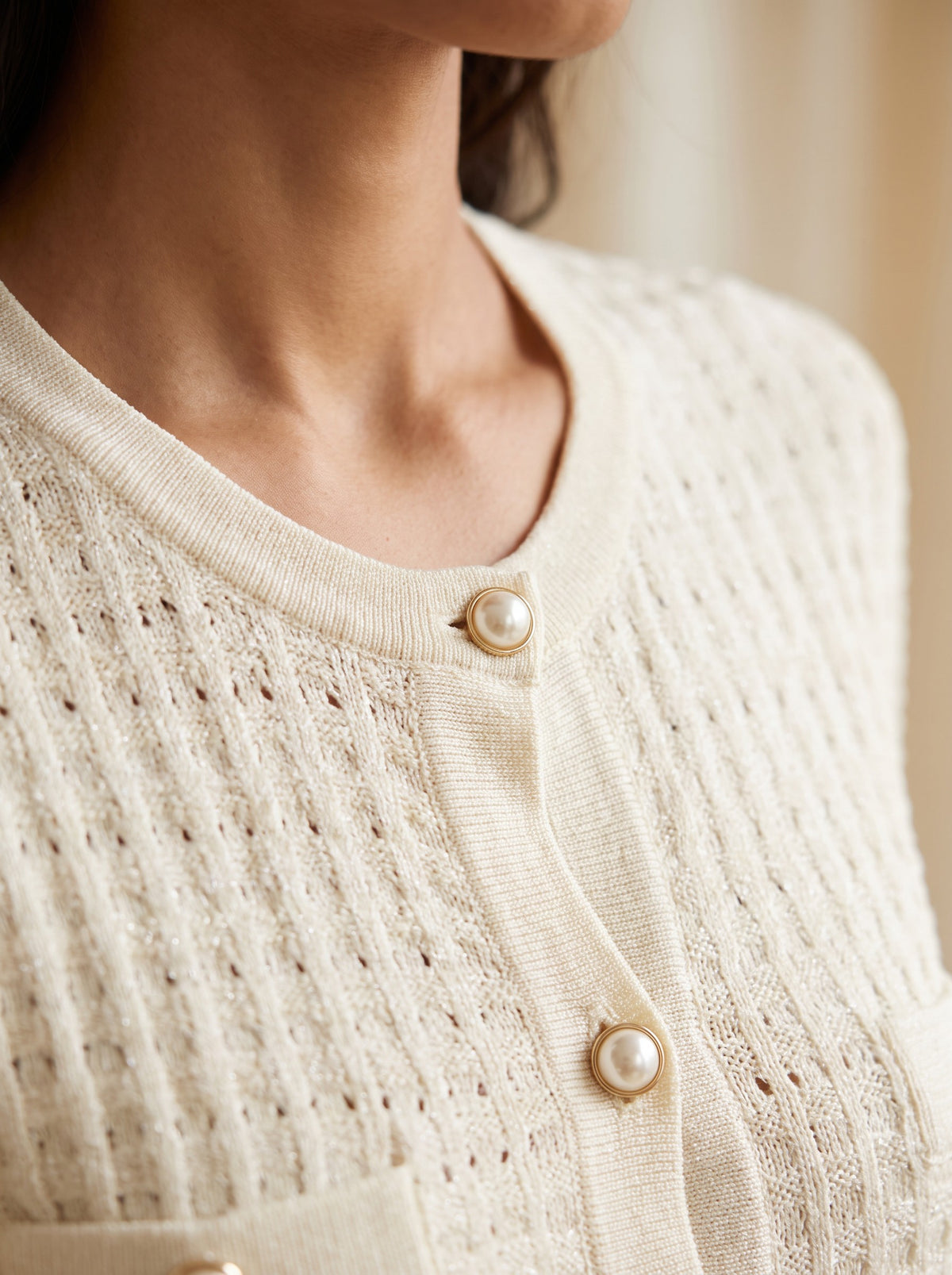Nour Dress – neckline & buttons